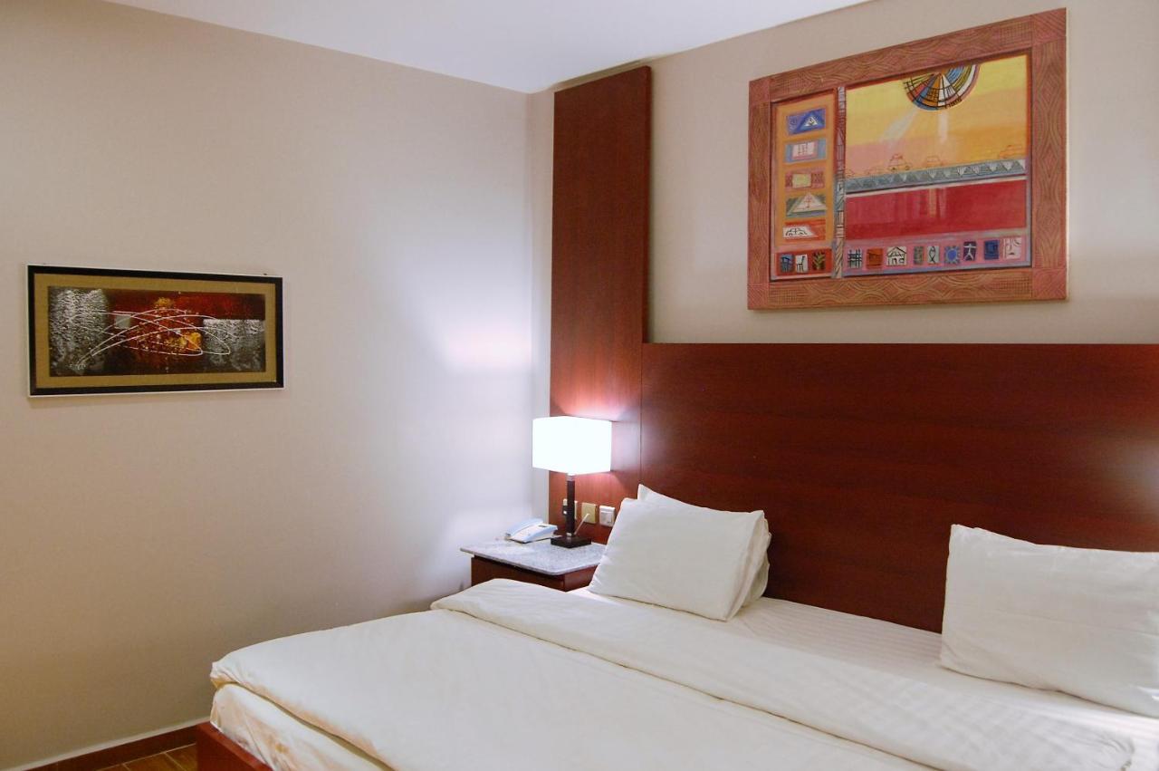 Отель R & K Guest Palace Кано Экстерьер фото