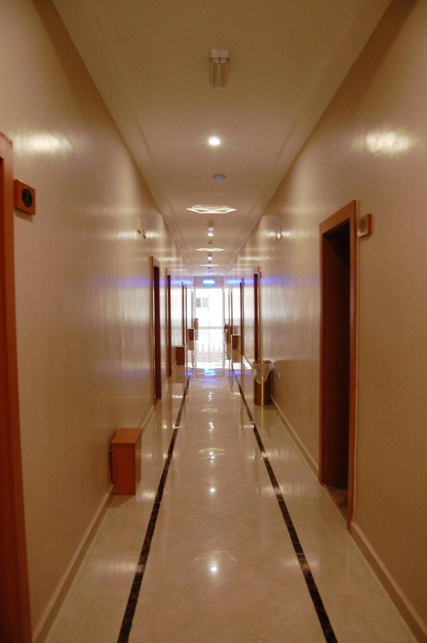 Отель R & K Guest Palace Кано Экстерьер фото