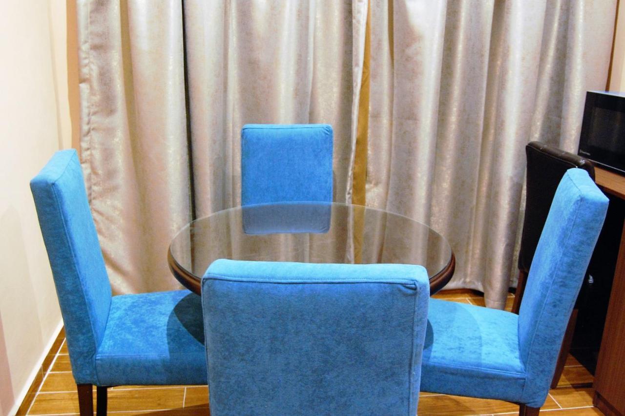 Отель R & K Guest Palace Кано Экстерьер фото