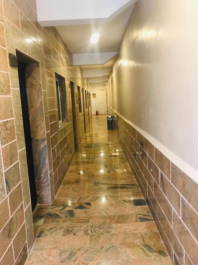Отель R & K Guest Palace Кано Экстерьер фото